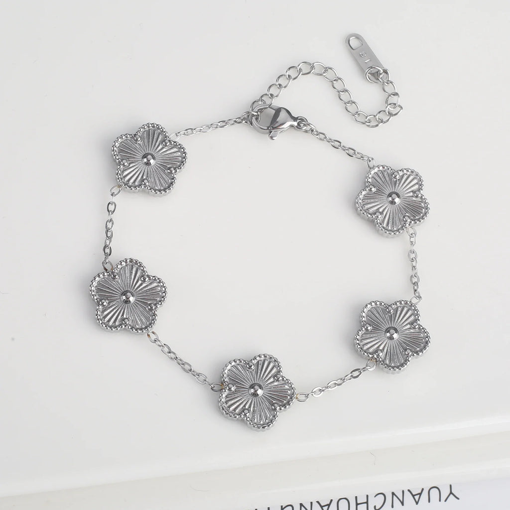 Klassisches Edelstahl Fünf-Blumen-Armband für Damen Shop Nory