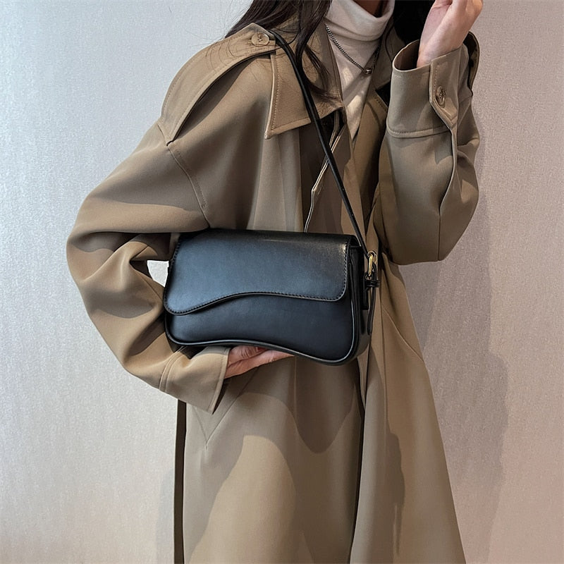 Vintage Leder Crossbody-Taschen Kleine Umhängetasche Stilvolle Armpit Handtaschen und Geldbörsen