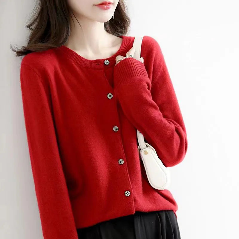 Klassische Strickjacke