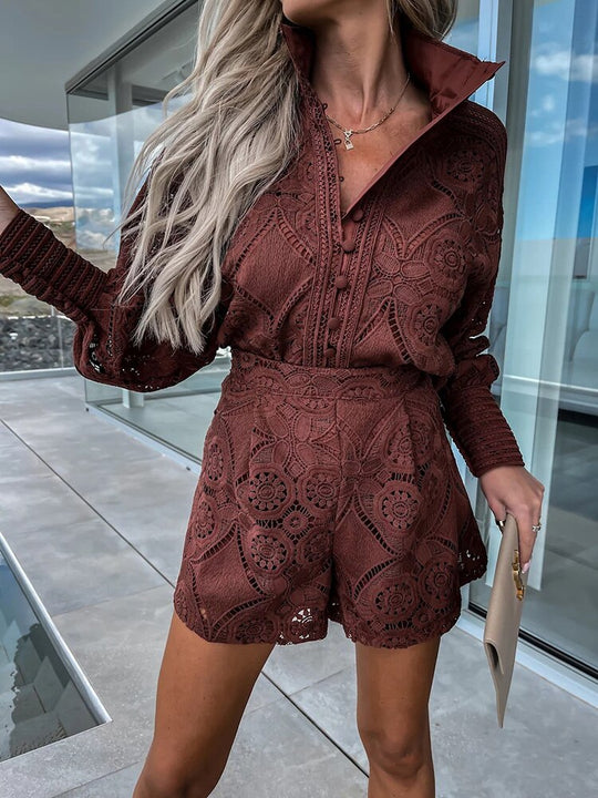 Langärmeliger Jumpsuit mit Spitze
