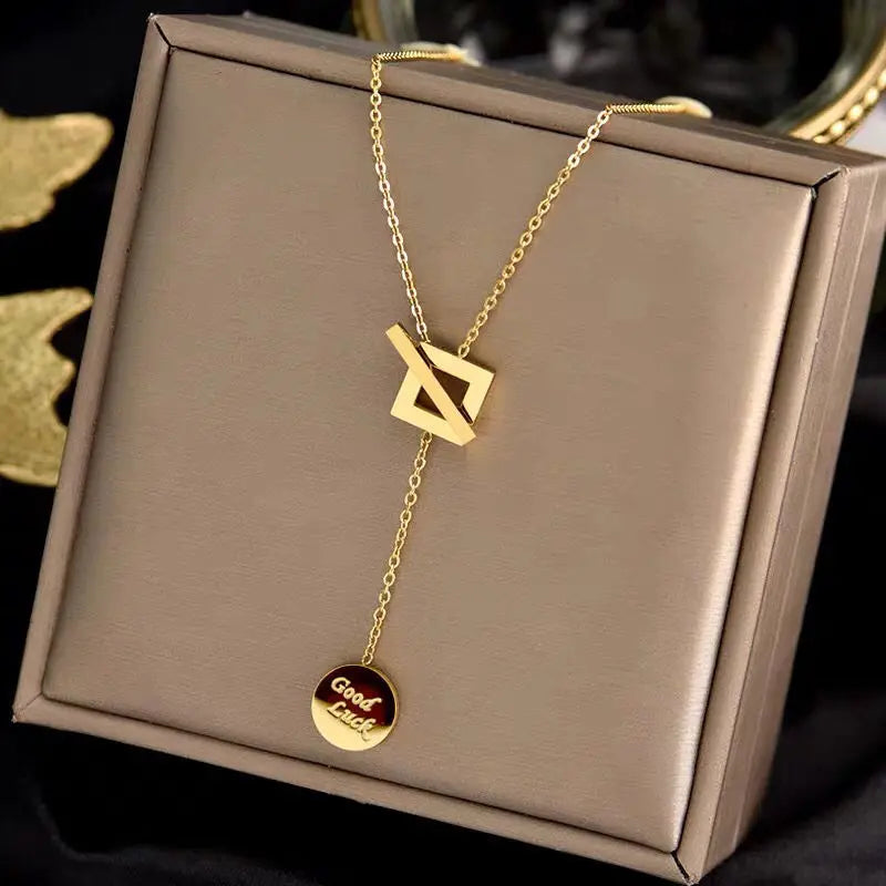 Elegante Titanstahl-Halskette für Frauen | Shop Nory