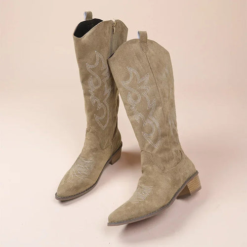 Cowboy-Stiefel – Wildleder-Textur – Bestickter Western-Stil – Halb Hoch – Niedriger Absatz