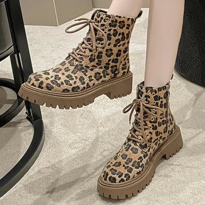 Leopardenmuster Stiefel