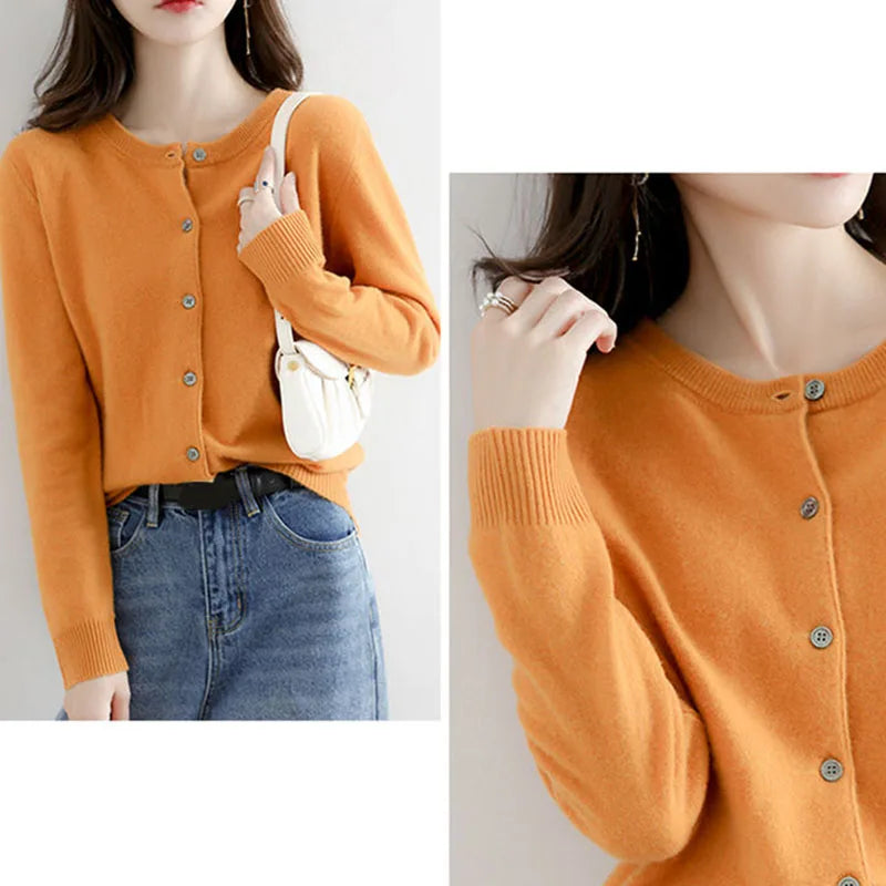 Klassische Strickjacke