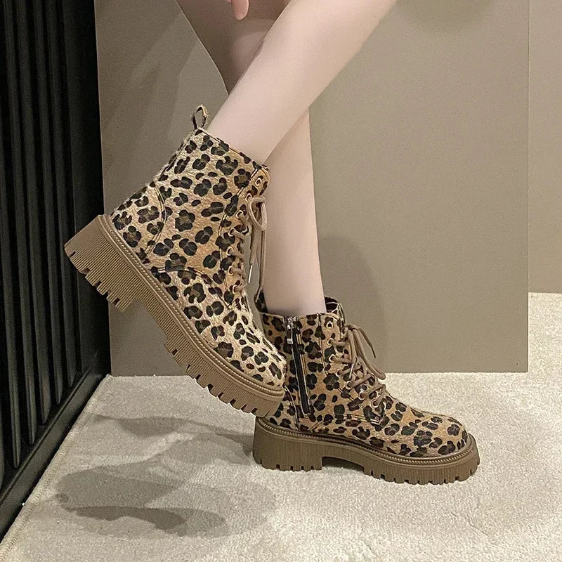 Leopardenmuster Stiefel