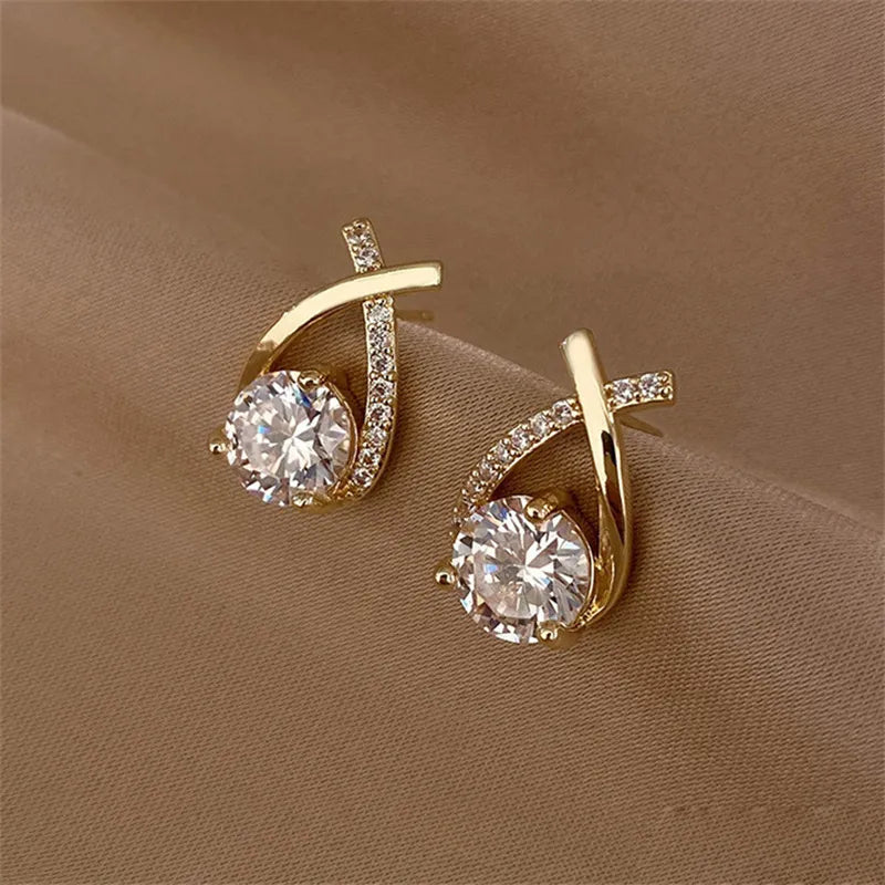 Kreuz Kristall Steckerohrringe | Shop Nory