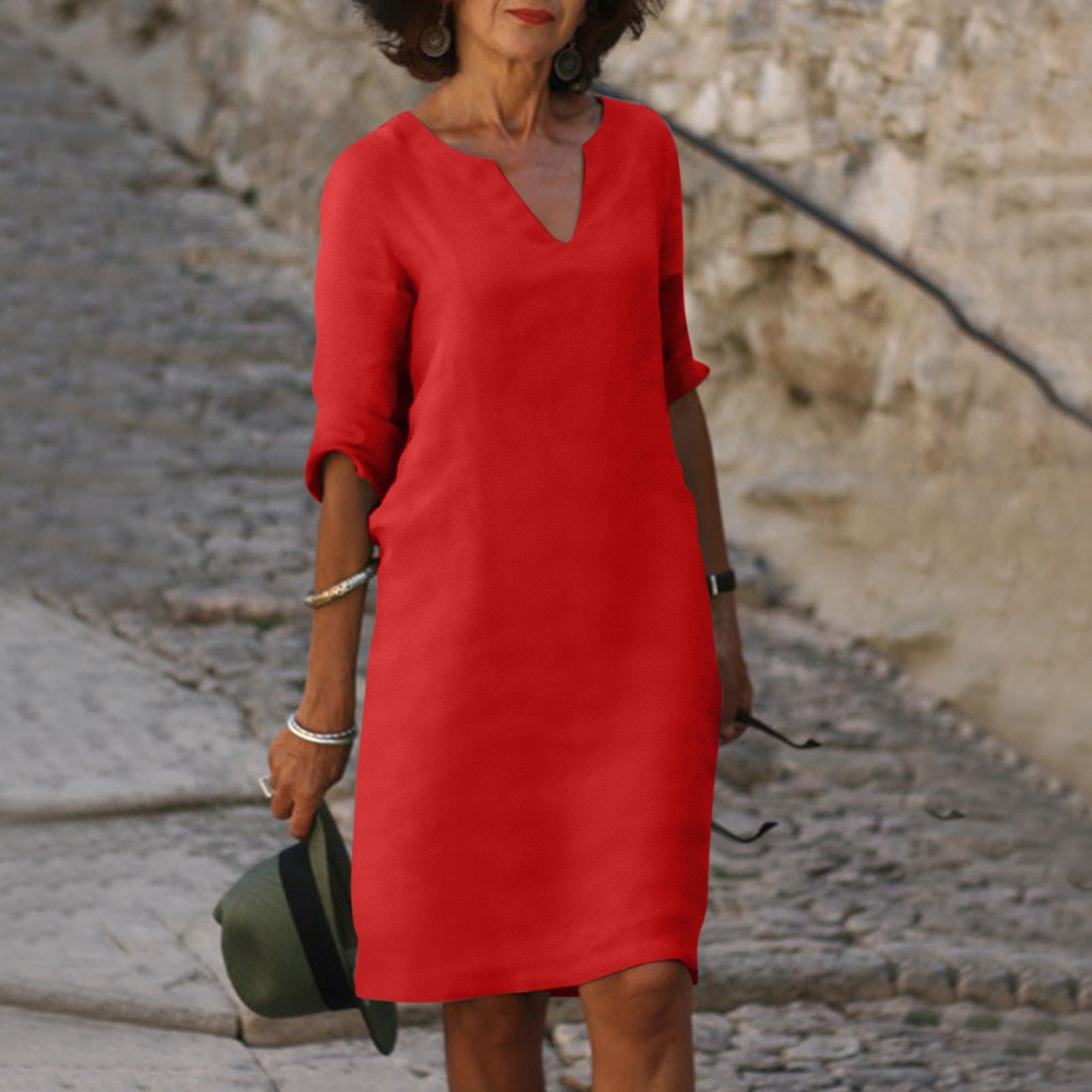 Elegantes Sommerkleid mit V-Ausschnitt