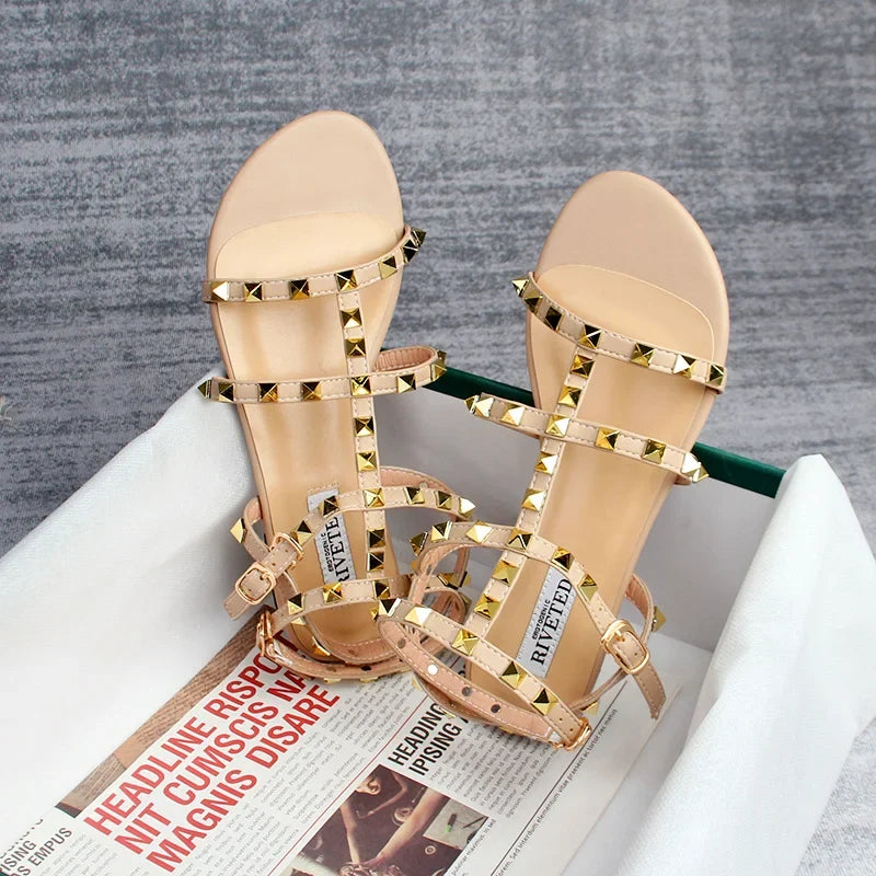 Sommer Damen Sandalen Frauen Lässige Flache Schuhe Schlicht Stil Mode Nieten Design Gehen und Einkaufen Große Größe