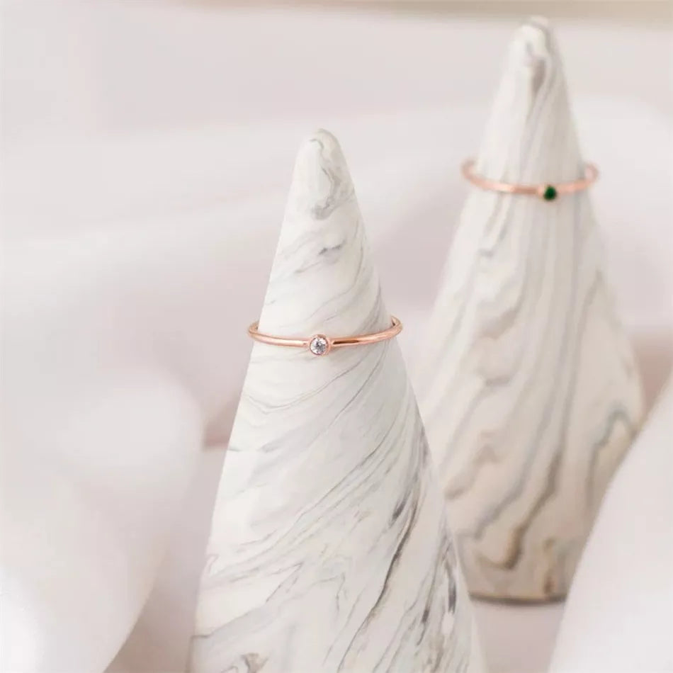 Einfacher Geburtssteinring | Shop Nory