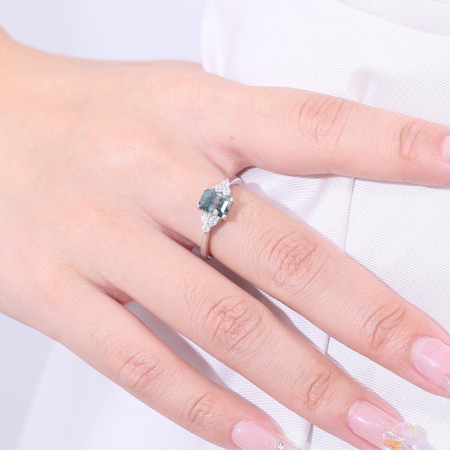 Ring mit Moosachat im Smaragdschliff aus Silber | Shop Nory