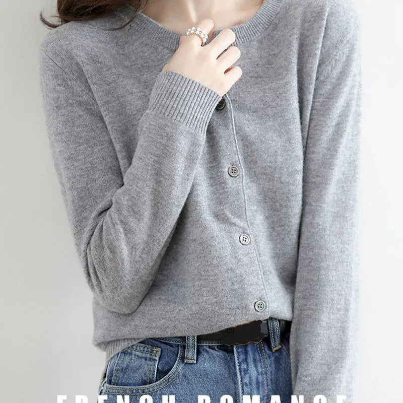 Klassische Strickjacke