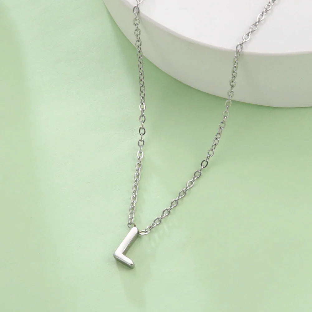 Minimalistische Initialen Halskette – A–Z Alphabet Edelstahl Choker für Frauen Shop Nory