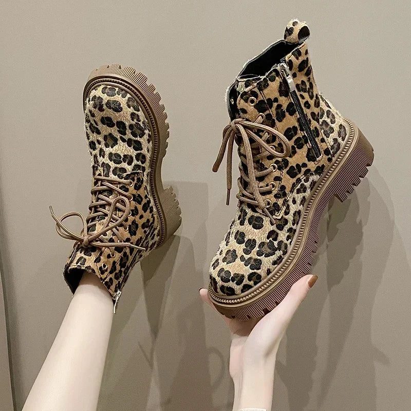 Leopardenmuster Stiefel