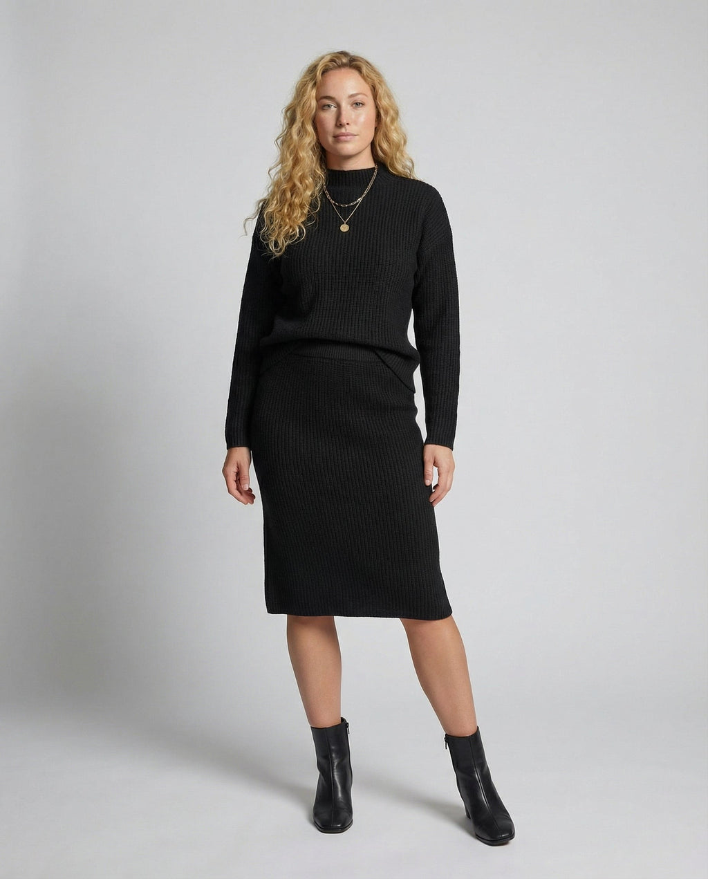 2-teiliges Damen Set aus Pullover und Rock | ShopNory