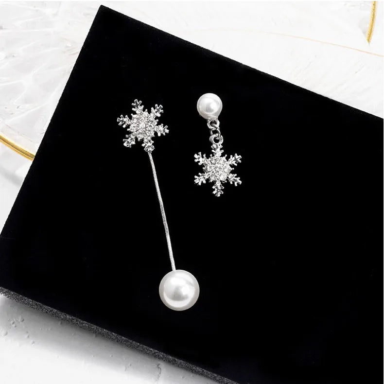 Winterzauber Schneeflocken Tropfen Ohrringe | Shop Nory