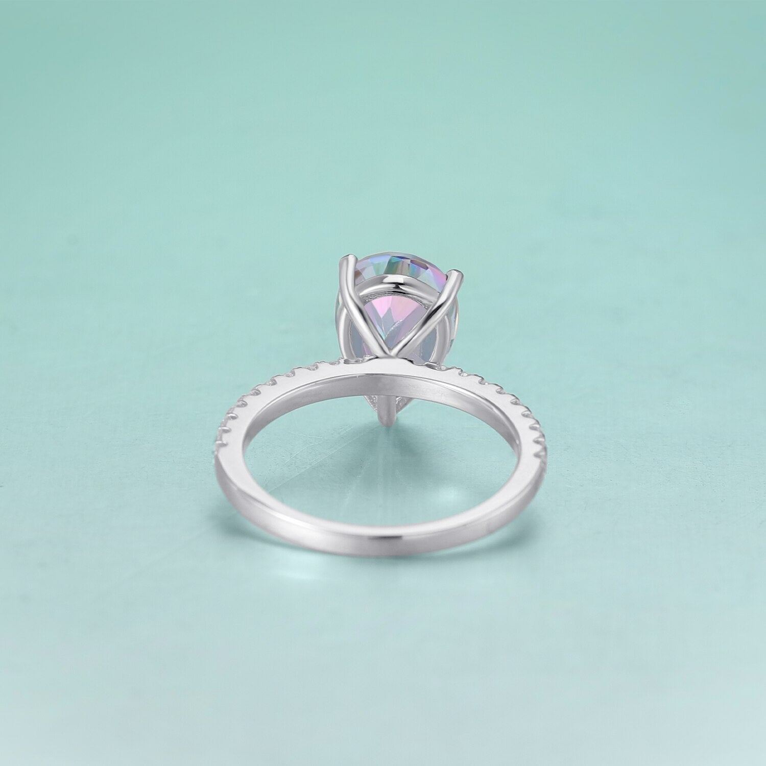 Regenbogenquarzring mit einem natürlichen Regenbogenquarzstein | Shop Nory
