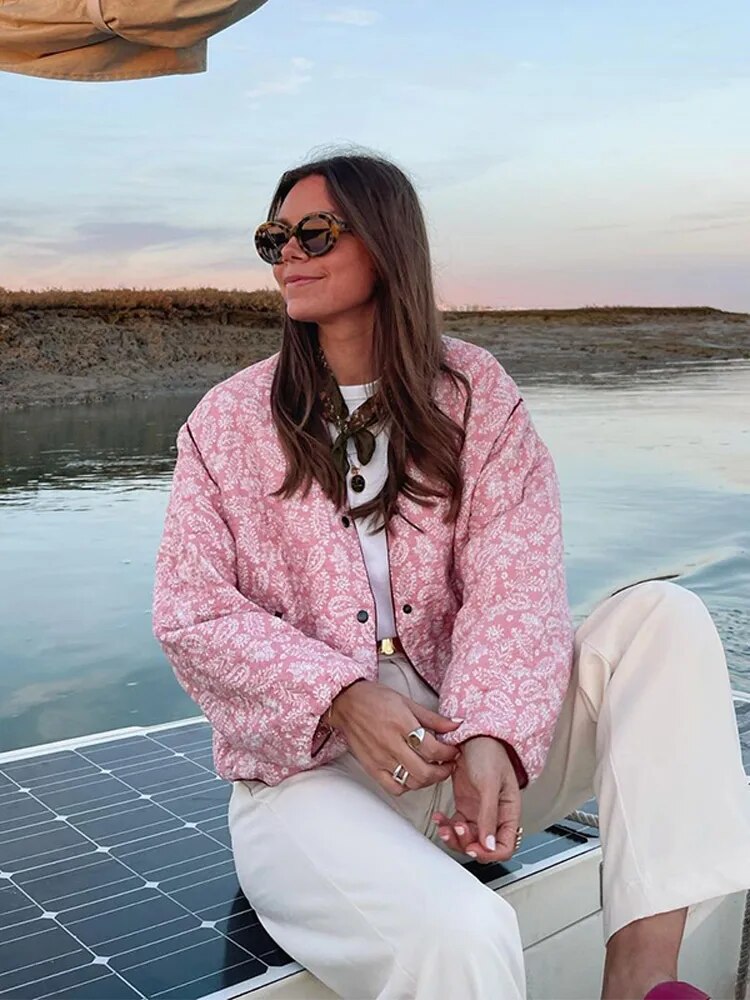 BLOOM – Rosa Patchwork Gesteppte Damenjacke