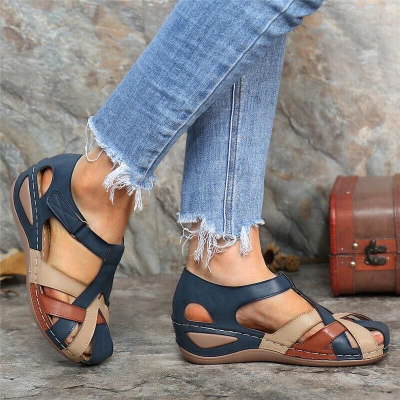 Orthopädische Retro-Sandalen