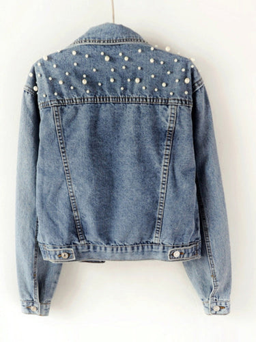Lässige Jeansjacke mit Perlen
