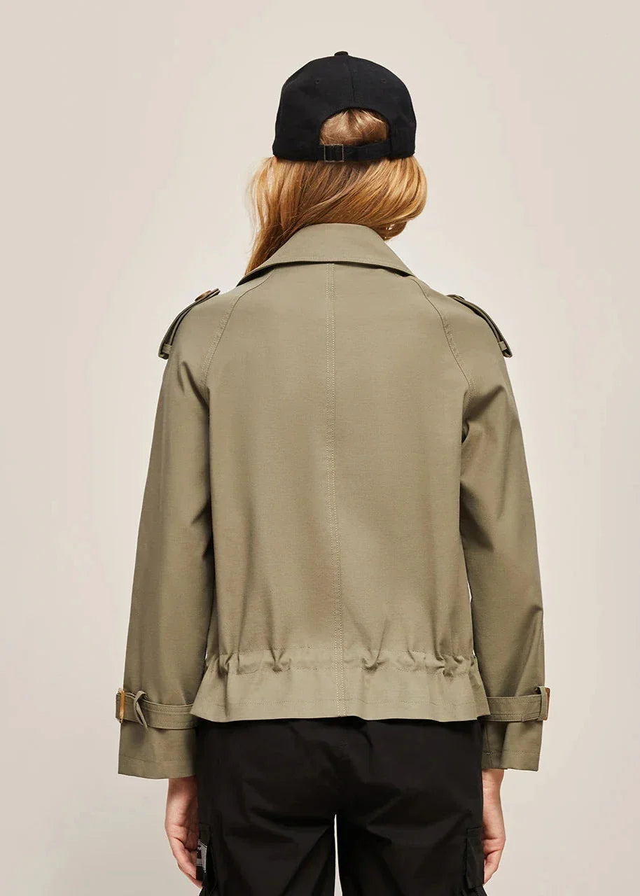 Shopnory | Doppelreihiger Trenchcoat für Damen - formelle und lässige Jacke