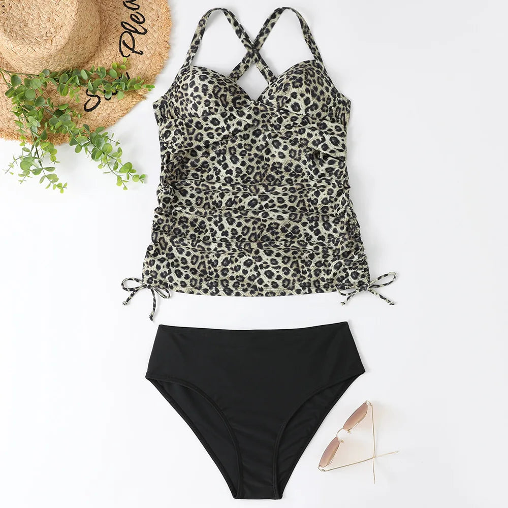 Zweiteilige Tankini Satz Stilvoll, Bequem & Figurschmeichelnd