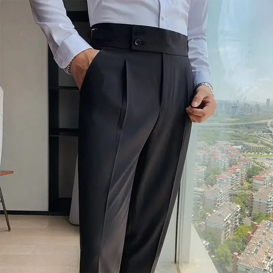 Chic Hochtaillierte Chinohose