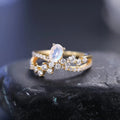 Art-Deco-Mondsteinring mit Diamant-CZ-Steinen | Shop Nory