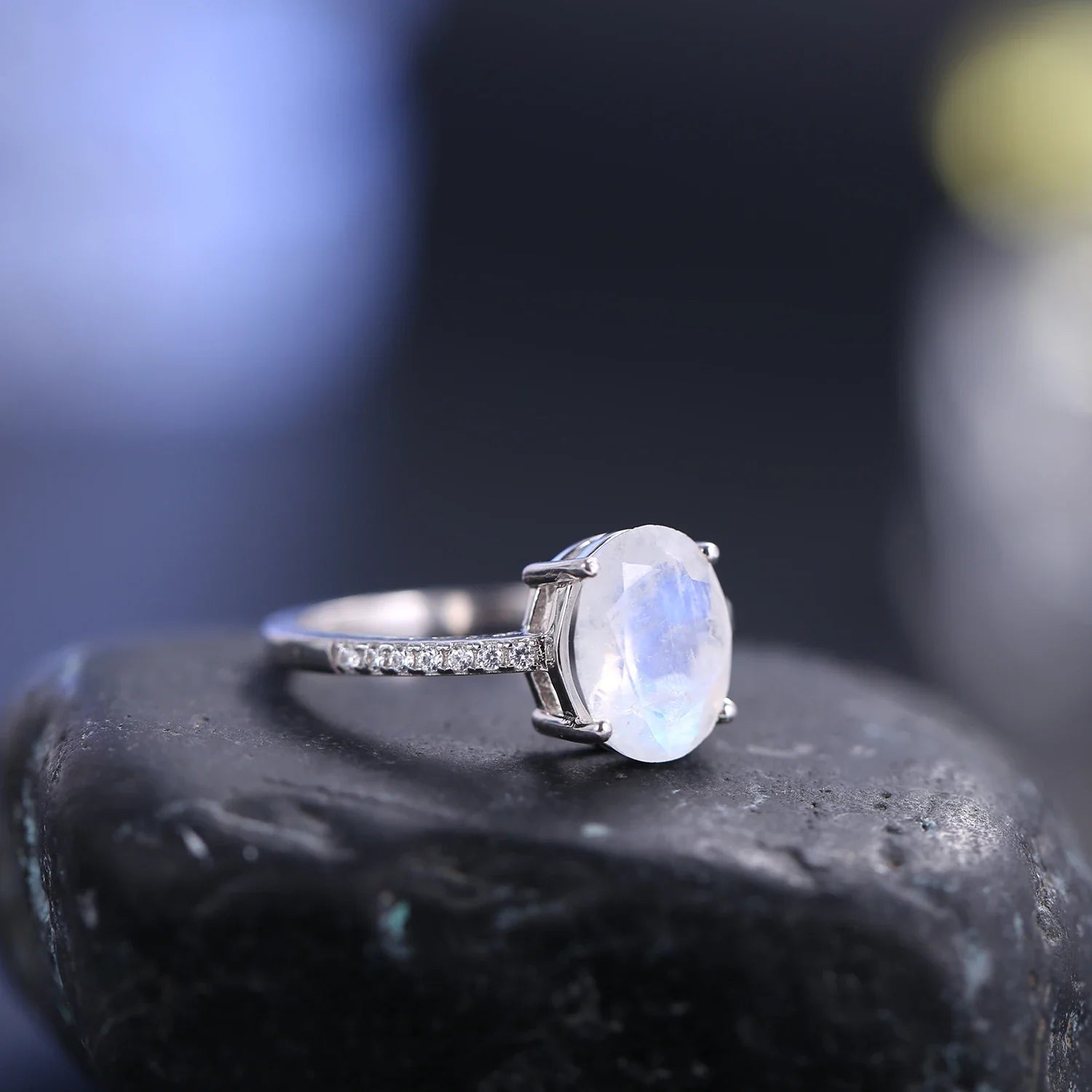 Sterlingsilber-Mondsteinring mit Diamant-CZ-Mondstein-Verlobungsring | Shop Nory