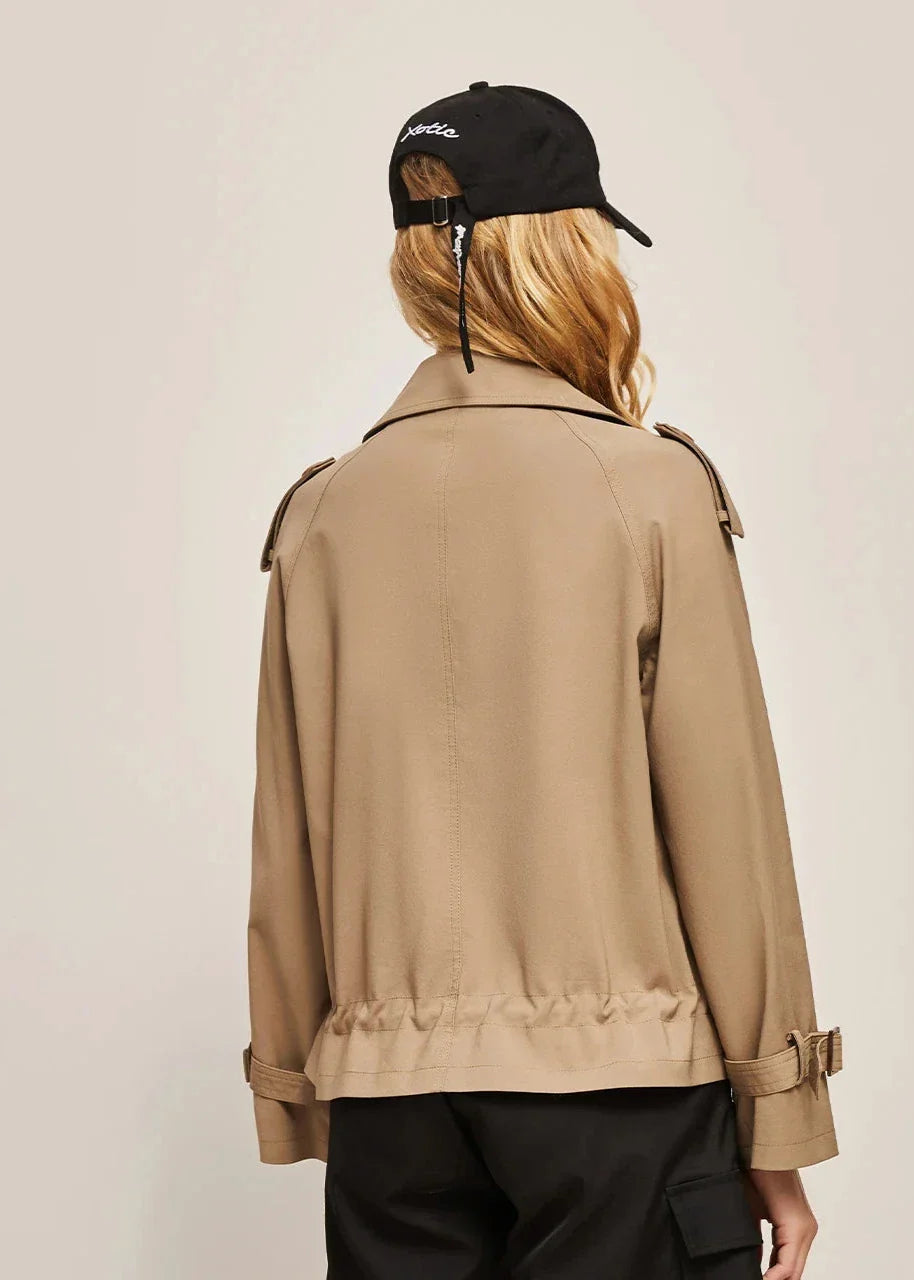 Shopnory | Doppelreihiger Trenchcoat für Damen - formelle und lässige Jacke