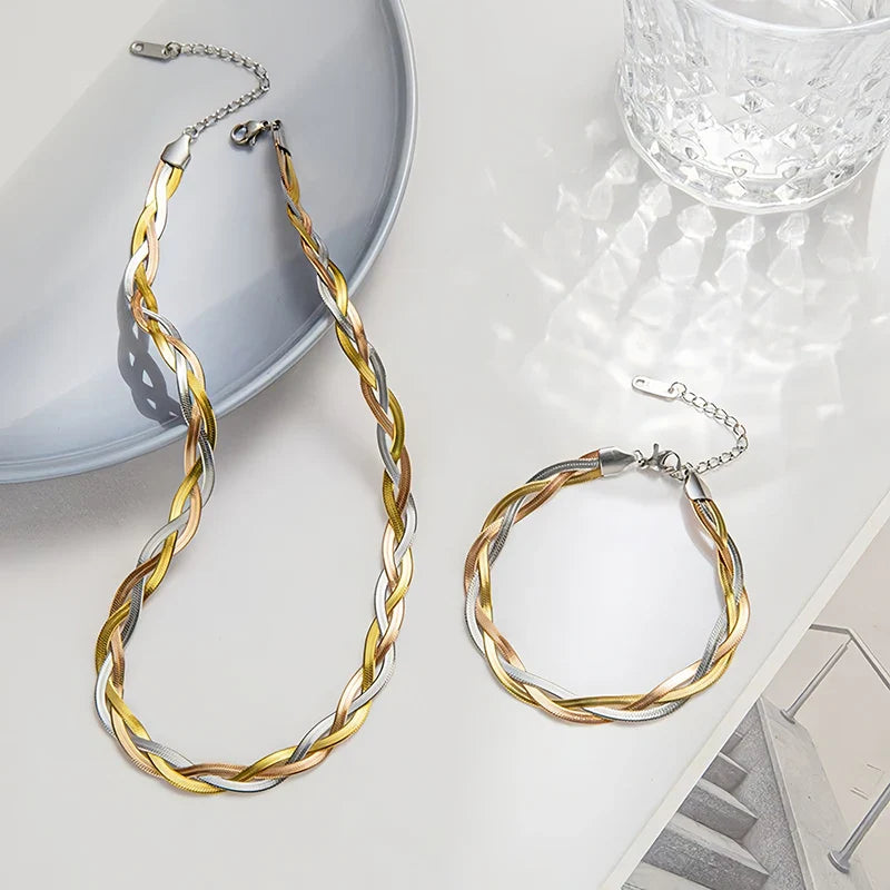 Elegantes Titanstahl Armband-Halsketten-Set | Shop Nory