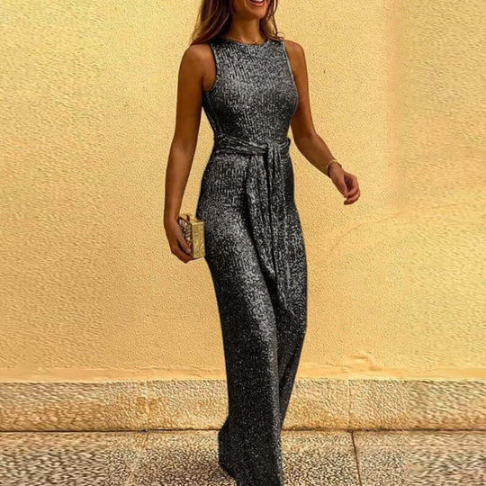 Shopnory | Jumpsuit mit Einem Schulterträger und Verstellbarem Bund