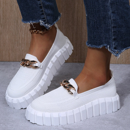 Modische orthopädische Damenschuhe mit Plateausohle