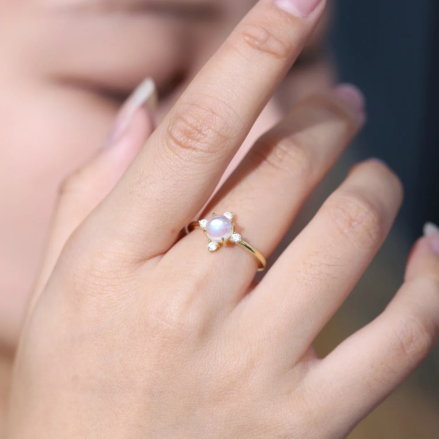 Goldmondsteinring Mondstein stapelbarer Ring einfacher Verlobungsring | Shop Nory