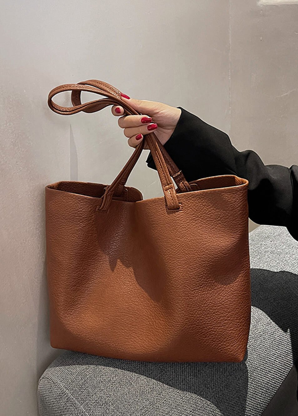 Geräumige Damen Schultertasche Aus Weichem Leder