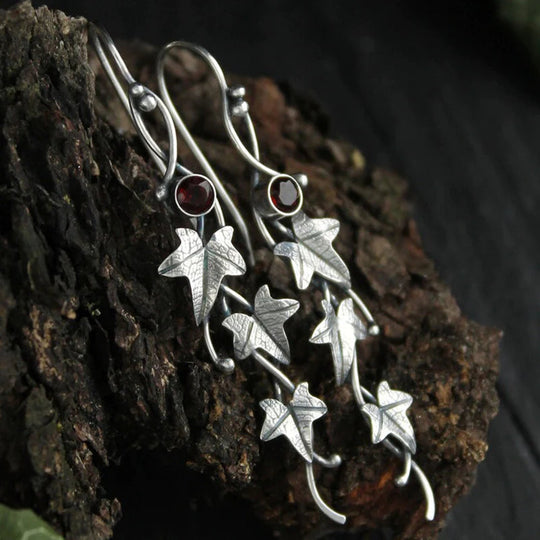 Stilvolle Elfenblatt-Ohrringe - Faylinn | Shop Nory