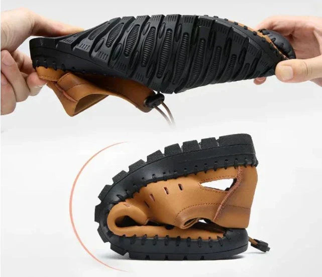 Outdoor Aviator Sandalen aus Leder mit gewickelter Zehe