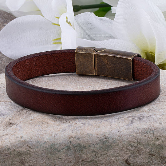 Robuste Lederarmband mit Messingschließe