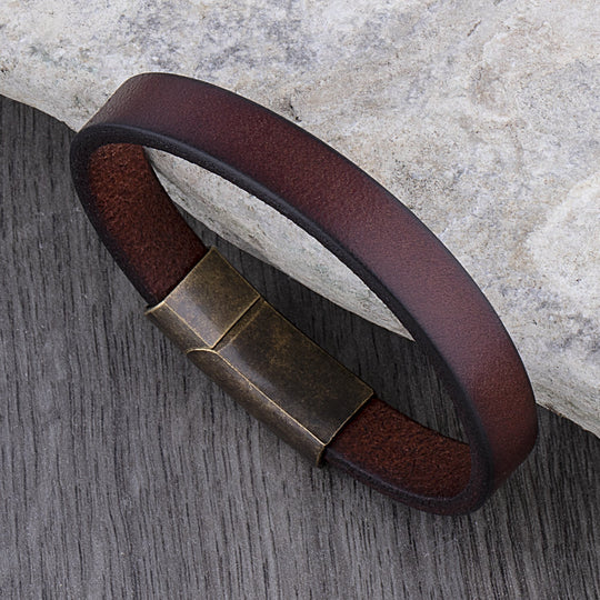 Robuste Lederarmband mit Messingschließe