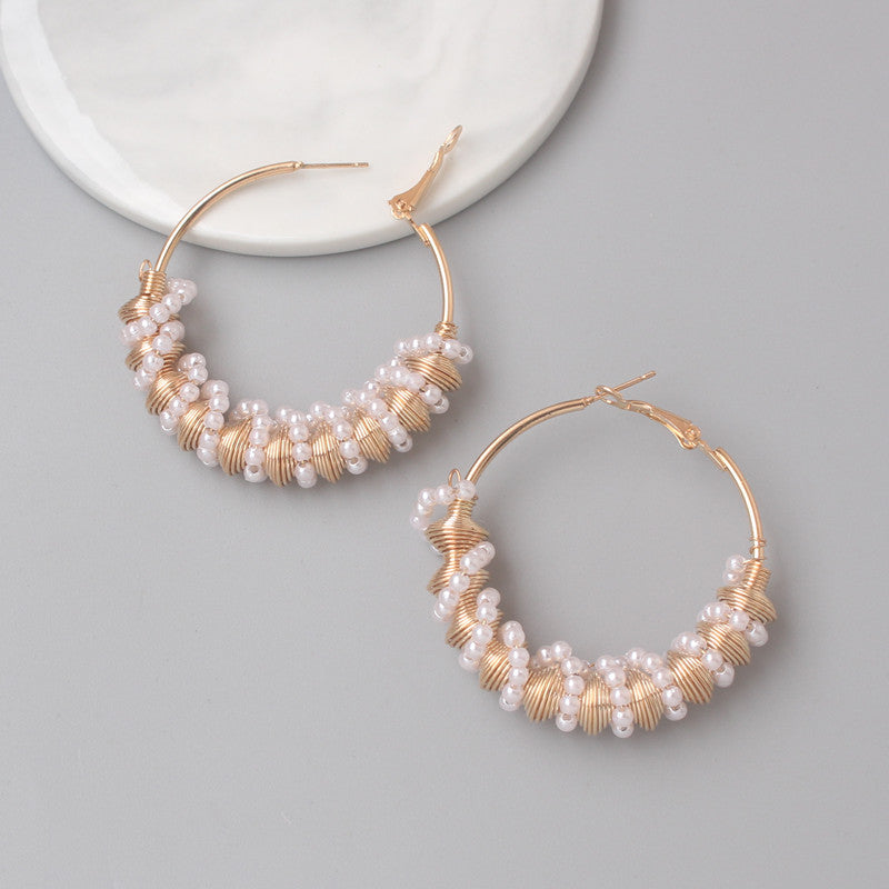 Damen Gold Runde Chunky Perle Twist Einlage Form Klappverschluss Ohrringe | Shop Nory