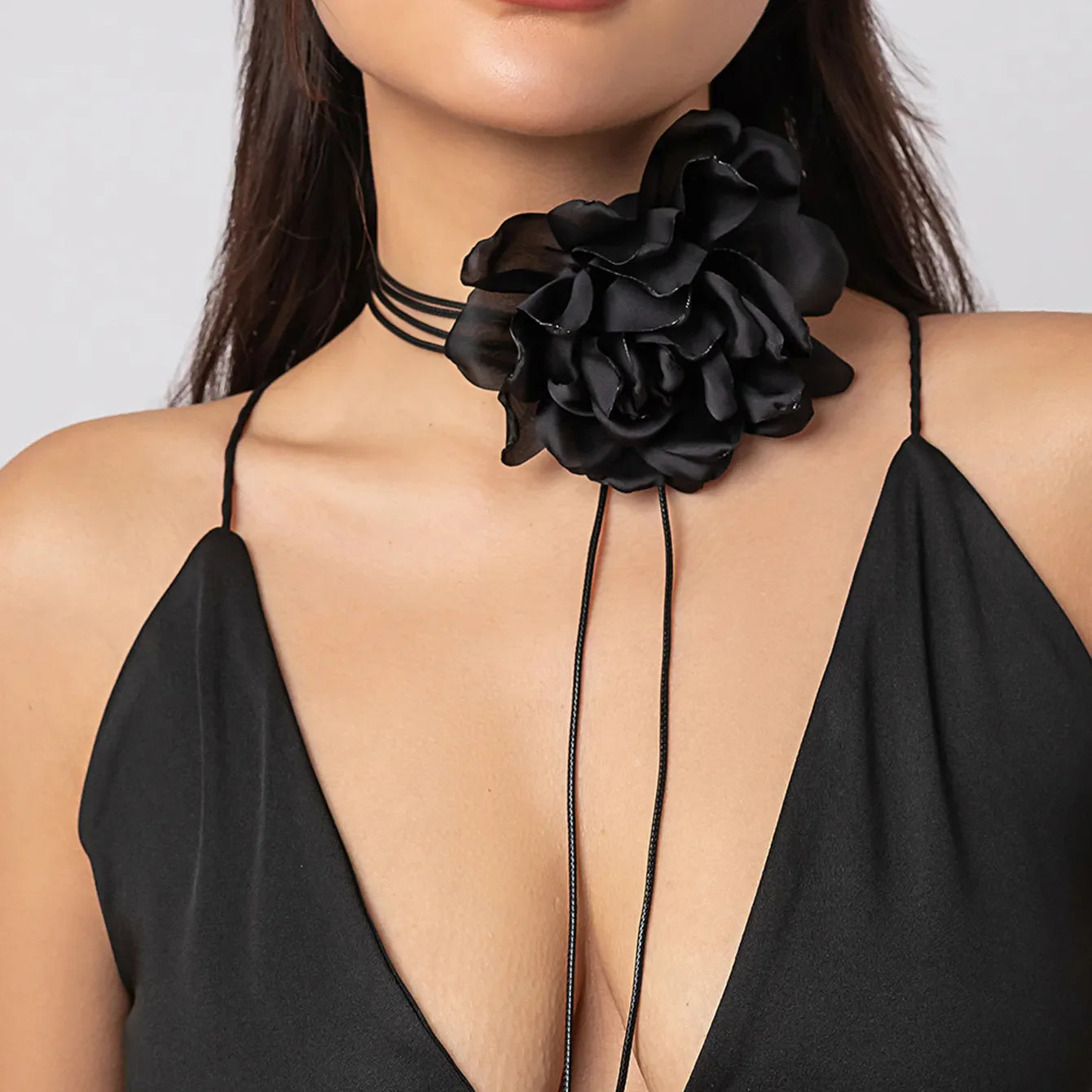 Romantische große Rosen Schlüsselbein Choker Halskette | Shop Nory