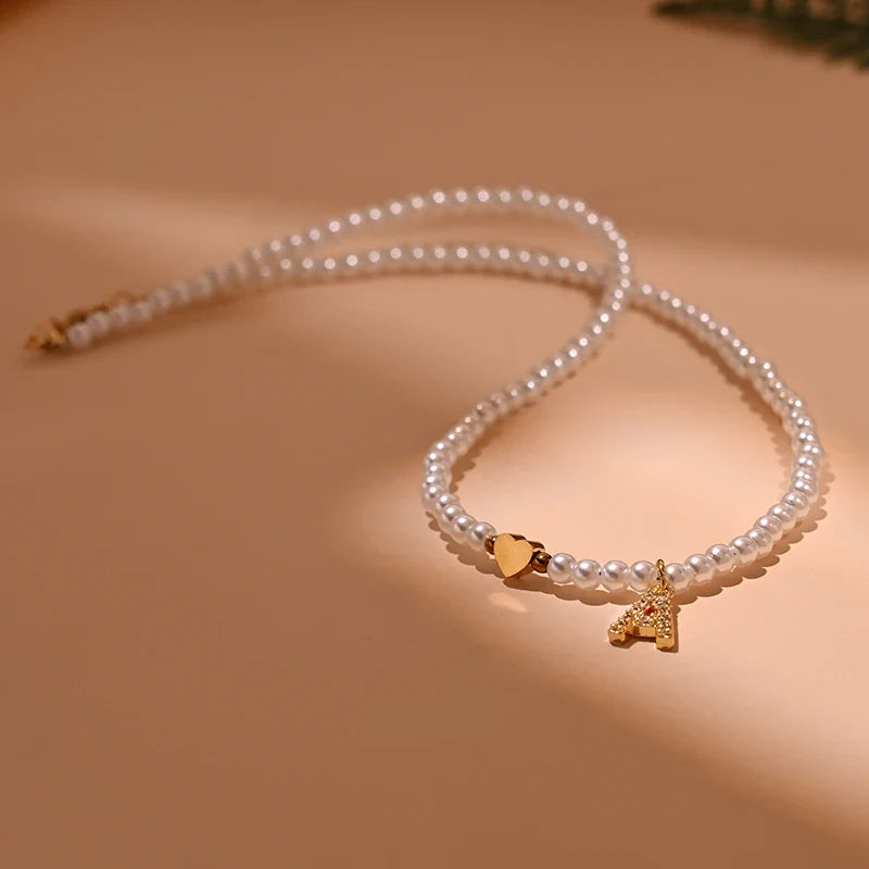 Perlenperlen Initialletter Herzanhänger Halskette | Shop Nory