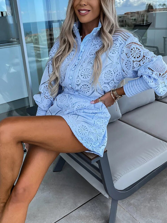 Lochspitzenbluse und Shorts-Set
