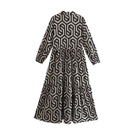 Langärmliges Kleid Mit Geometrischem Muster