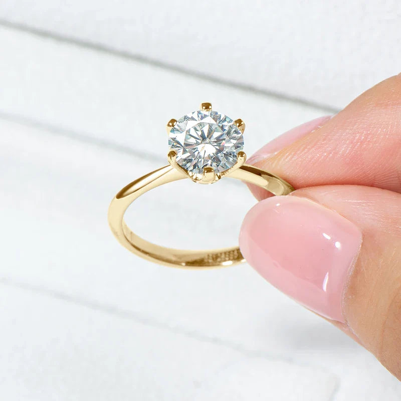 Strahlender Moissanit Luxus Ring aus 925 Silber & 14K Gold plattiert | Shop Nory