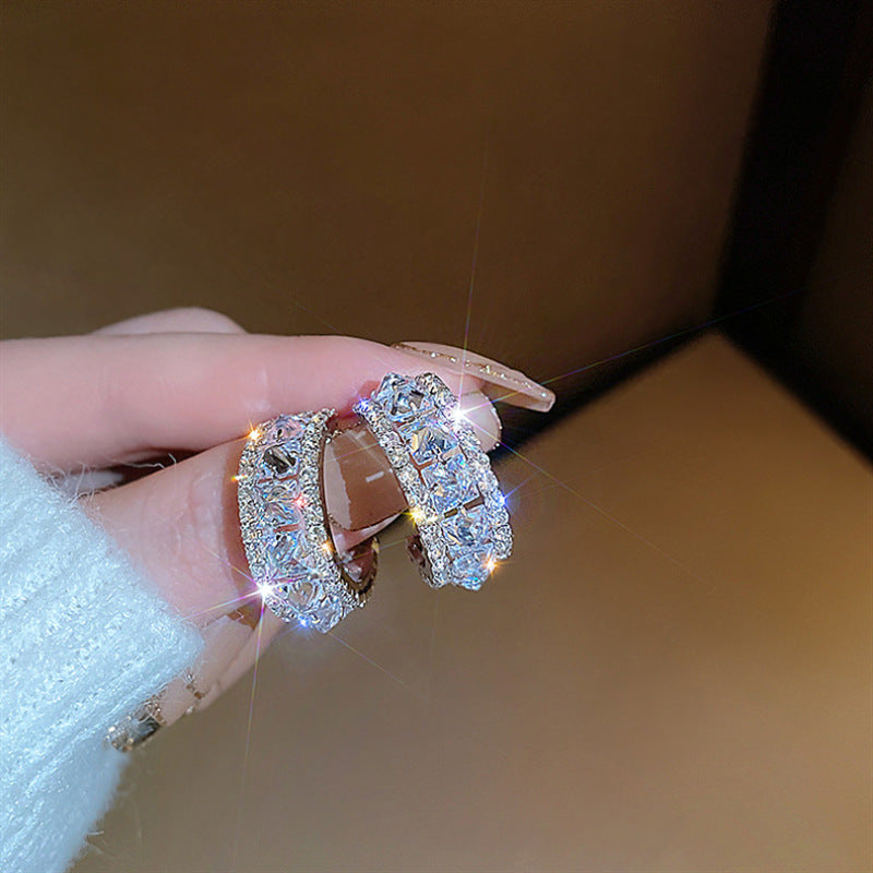 Damen Strass C-förmige Creolen Funkelnde Partyohrclips | Shop Nory