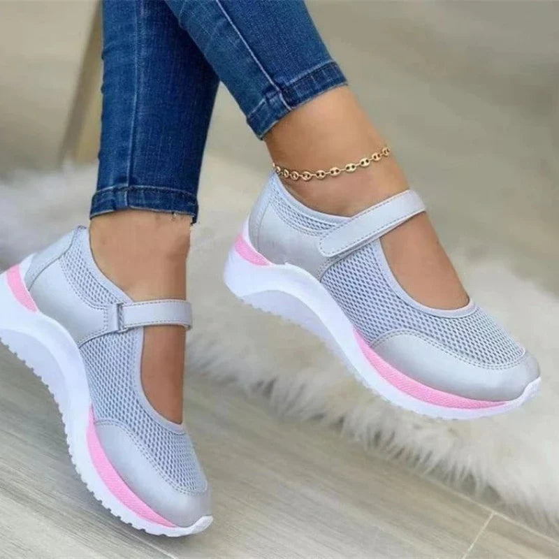 Orthopädische Schuhe aus leichtem Mesh