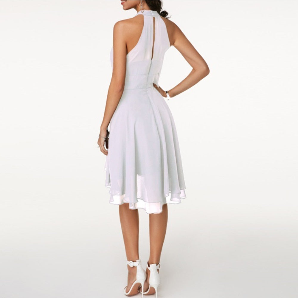 Stilvolles Kleid mit Charmanten Rüschen