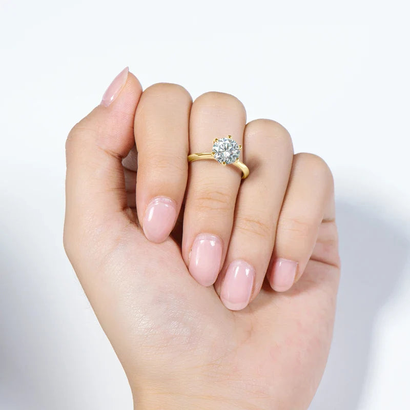 Strahlender Moissanit Luxus Ring aus 925 Silber & 14K Gold plattiert | Shop Nory