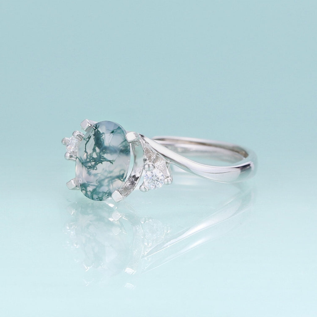 Ring aus echtem Moosachat in ovaler Form in Silber | Shop Nory