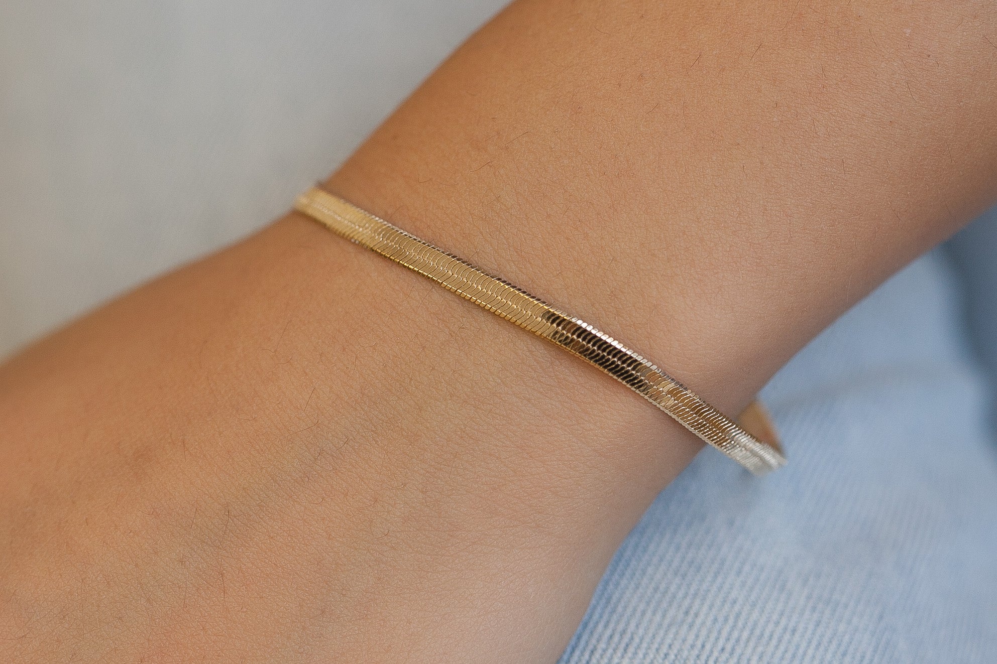 Flaches Schlangenarmband - 16K vergoldet | Shop Nory